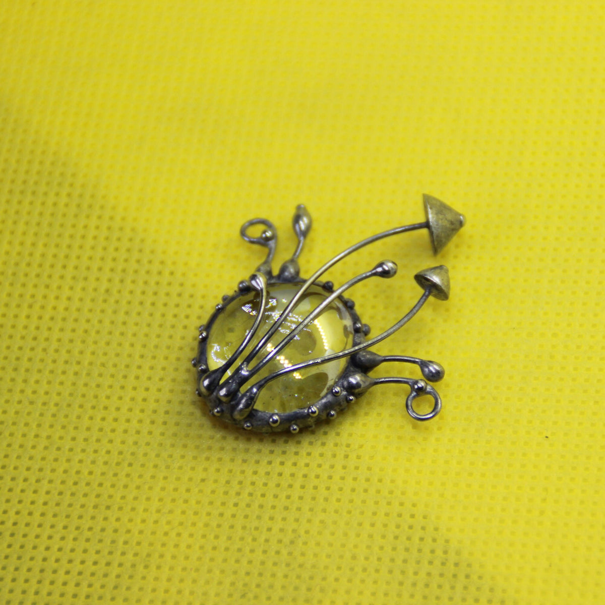 Clear Glass Mushroom Cluster Necklace – Silver Tone