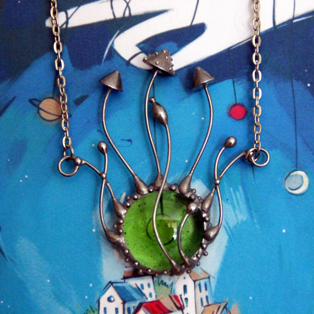 Green Glass Mushroom Necklace – Silver Tone Botanical Pendant – Forest