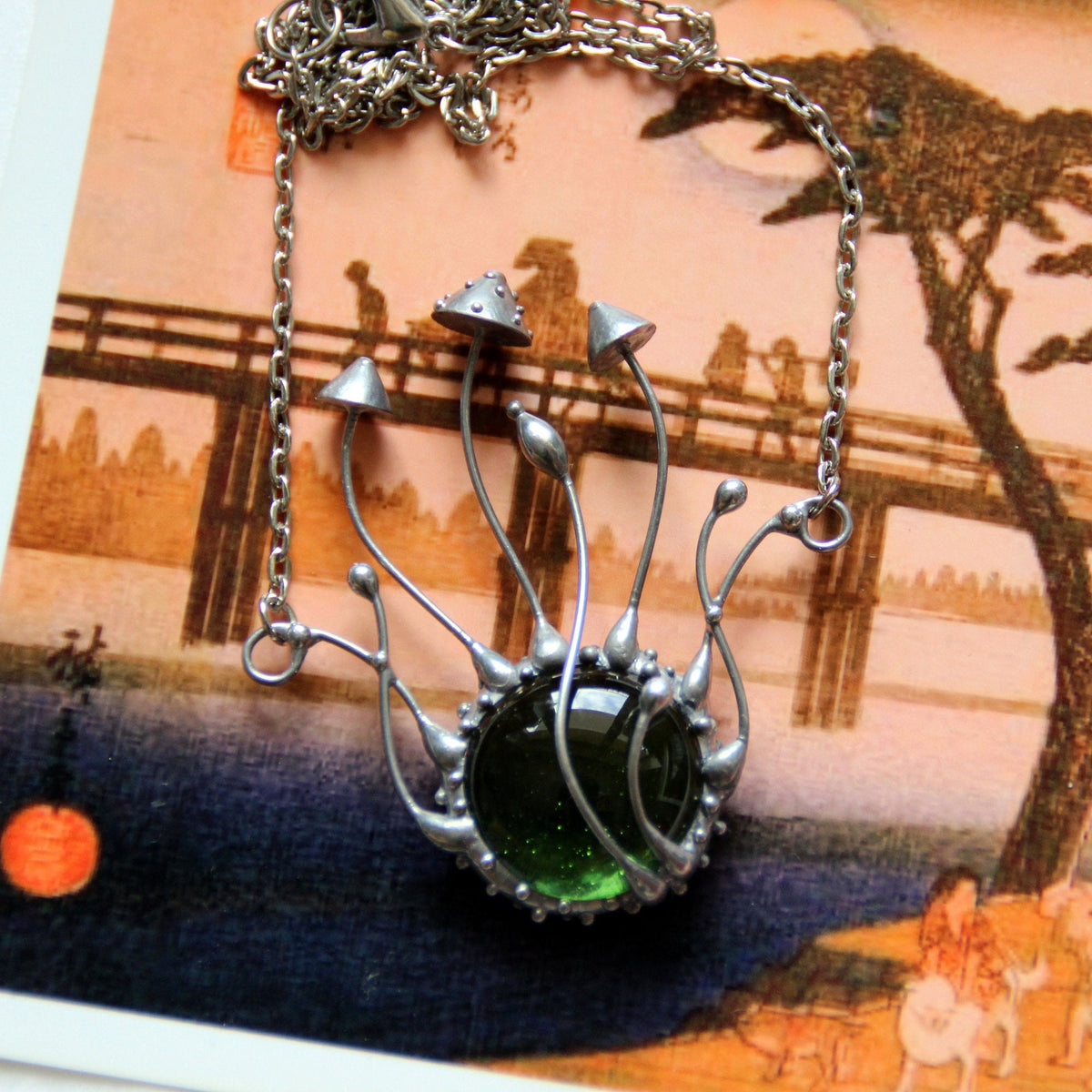 Green Glass Mushroom Necklace – Silver Tone Botanical Pendant – Forest