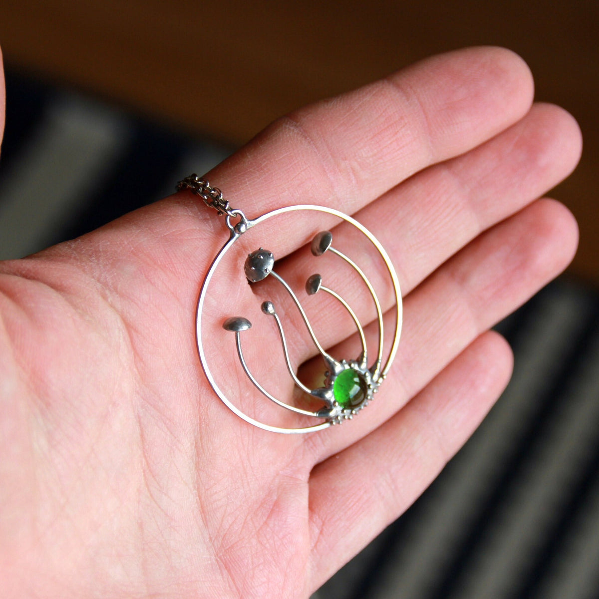 Green Glass Amanita Mushroom Necklace – Silver Tone