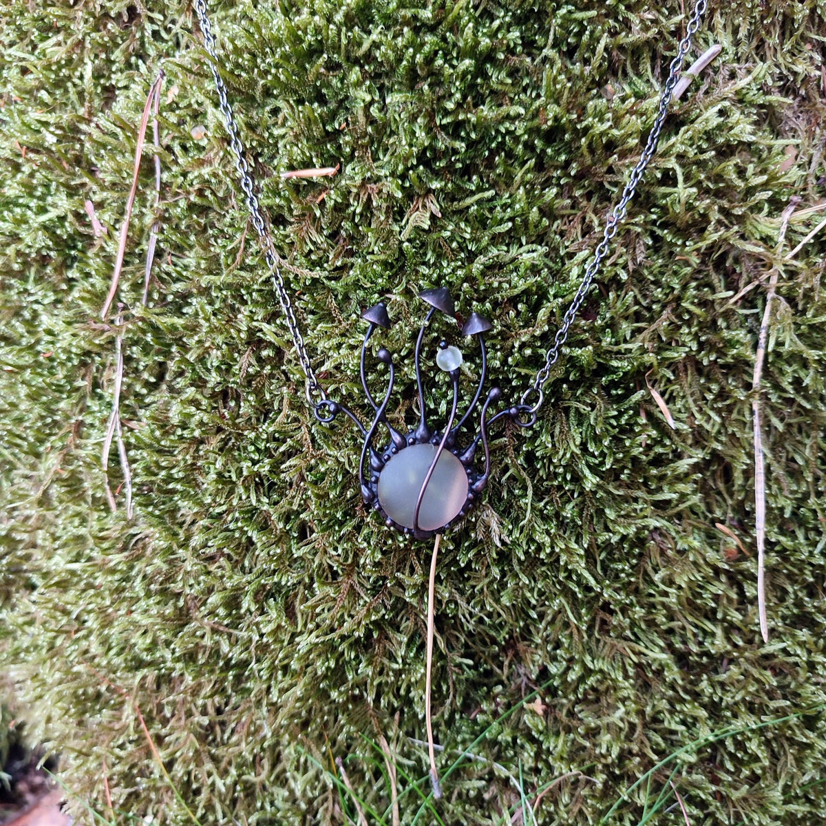 Frosted Clear Glass Mushroom Necklace – Blackened Copper