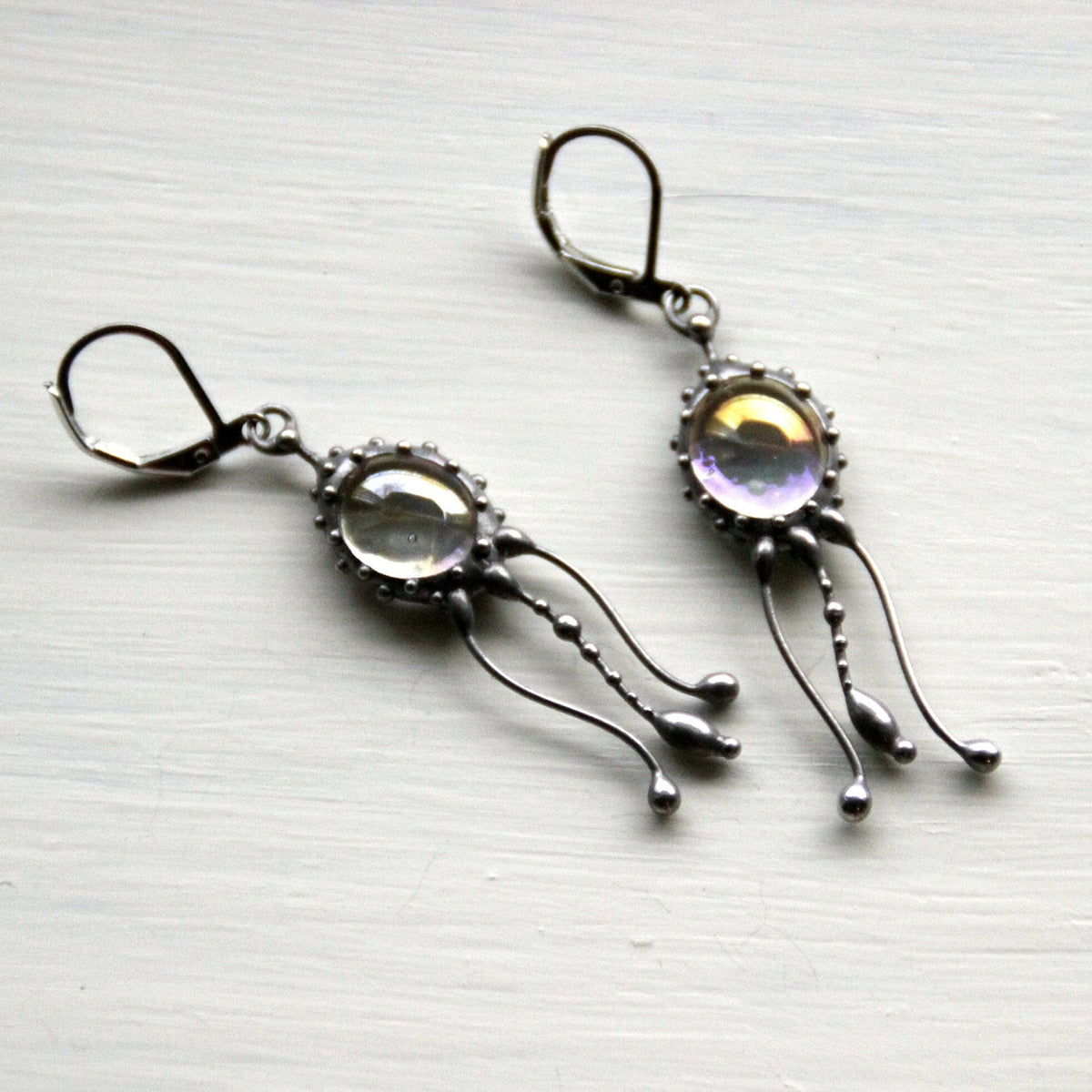 Three-Tentacle Clear Glass Jellyfish Earrings – Silver Tone