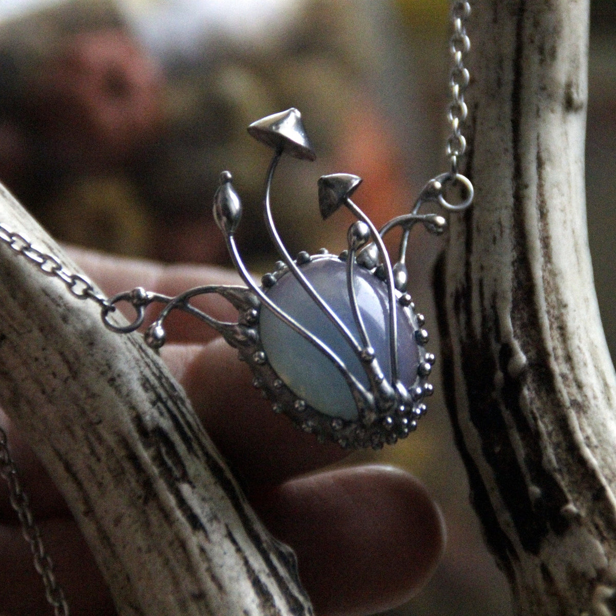 Oval Blue Glass Mushroom Pendant – Silver Tone