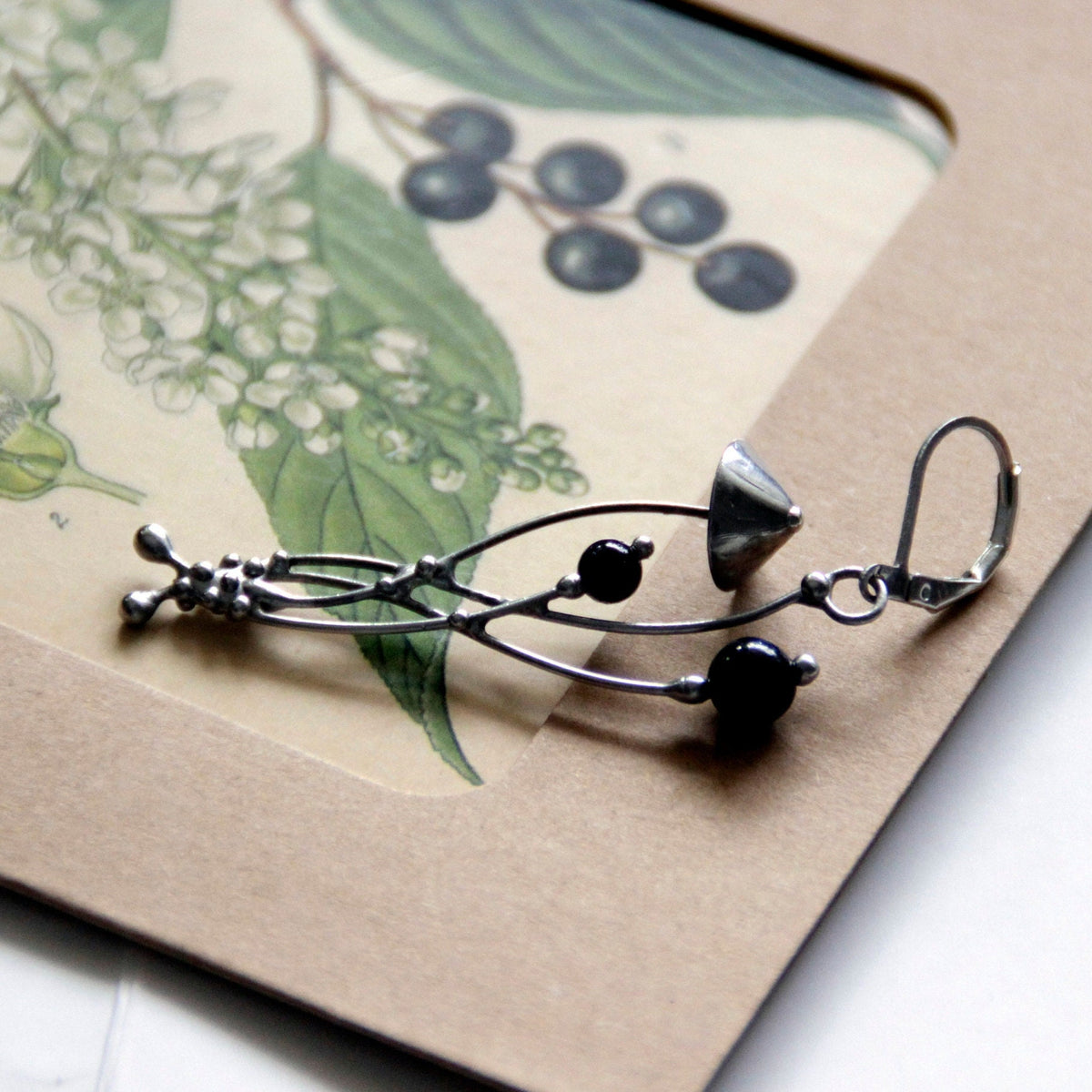Black Aventurine Mushroom Single Earring – Silver Tone