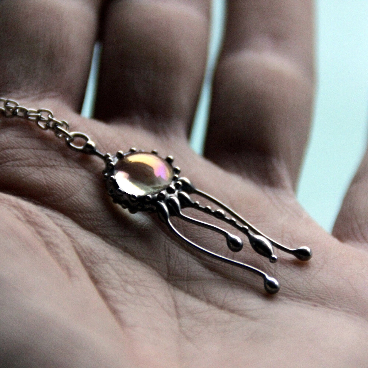 Clear Glass Jellyfish Necklace – Silver Tone