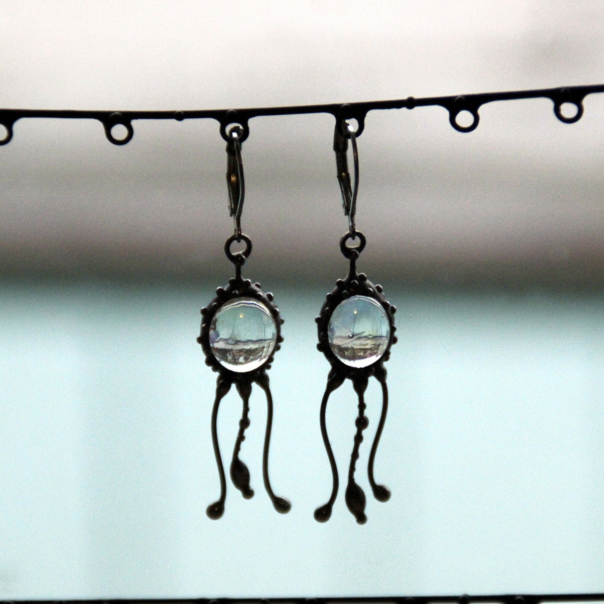 Three-Tentacle Clear Glass Jellyfish Earrings – Silver Tone