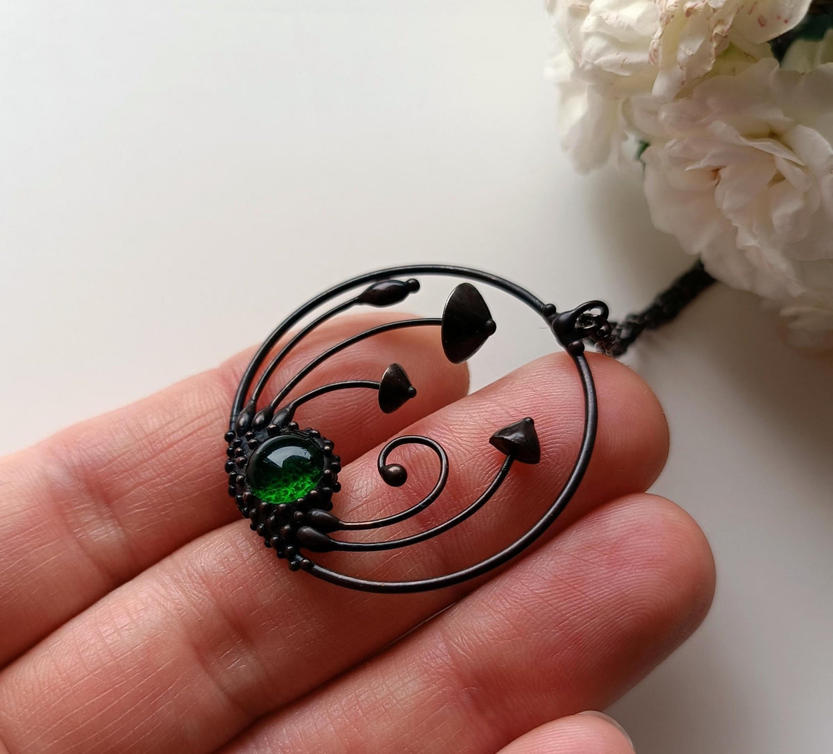 Green Glass Mushroom Circle Necklace – Blackened Copper