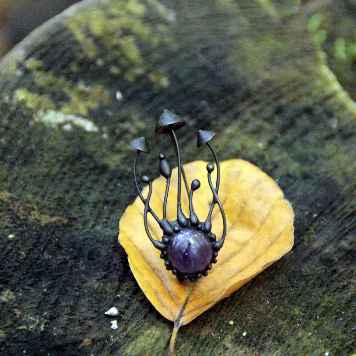 Amethyst Mushroom Cluster Brooch – Blackened Copper
