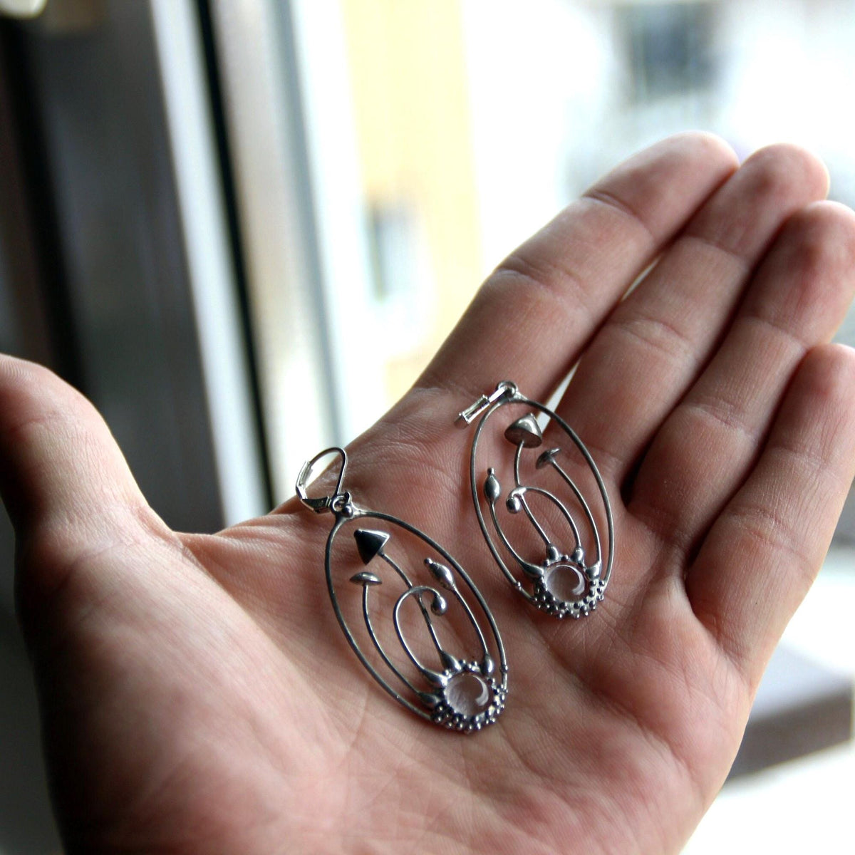 Glass Mushroom Oval Earrings – Silver Tone