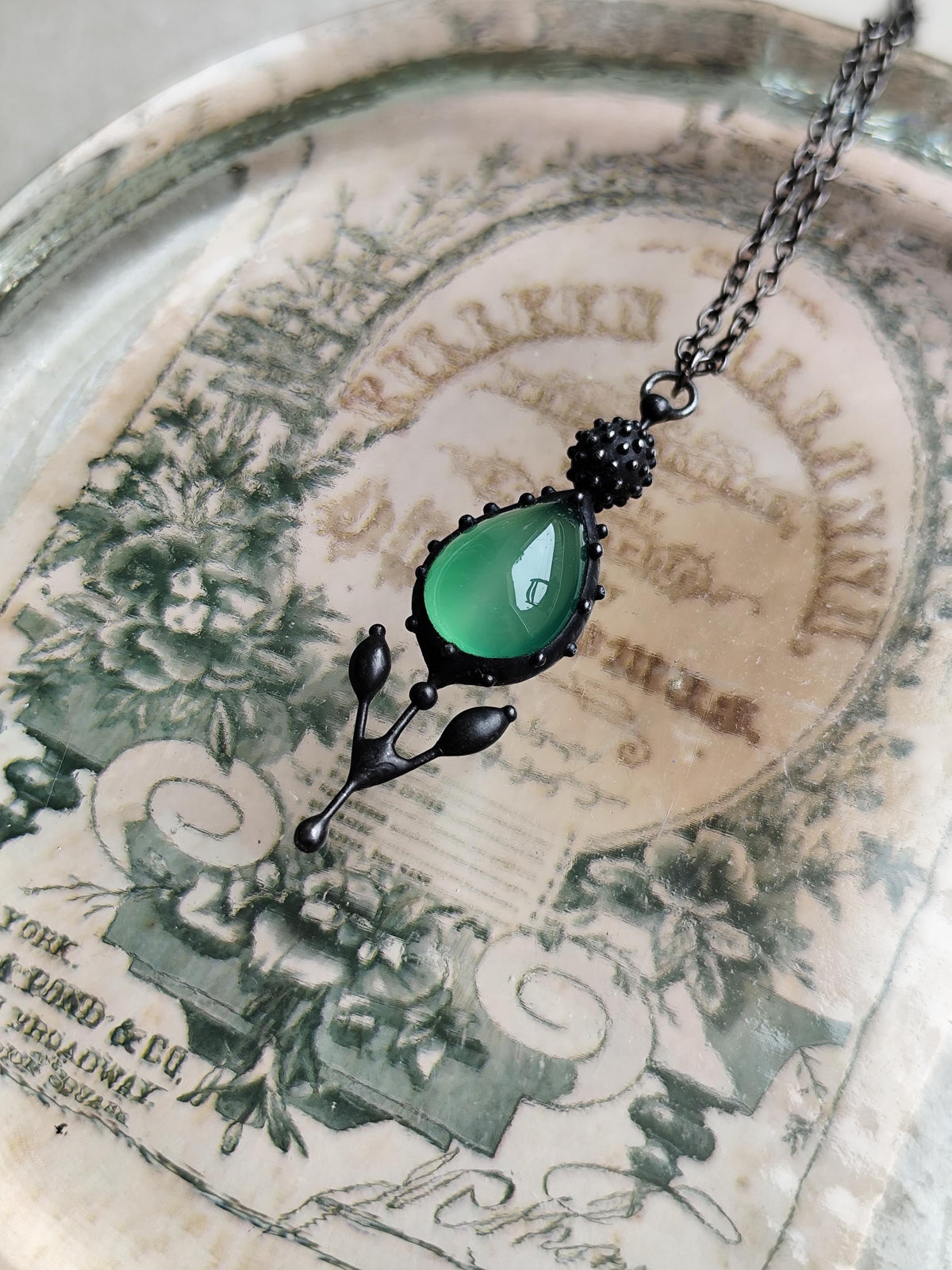 Green Agate Flower Pendant Necklace – Blackened Copper