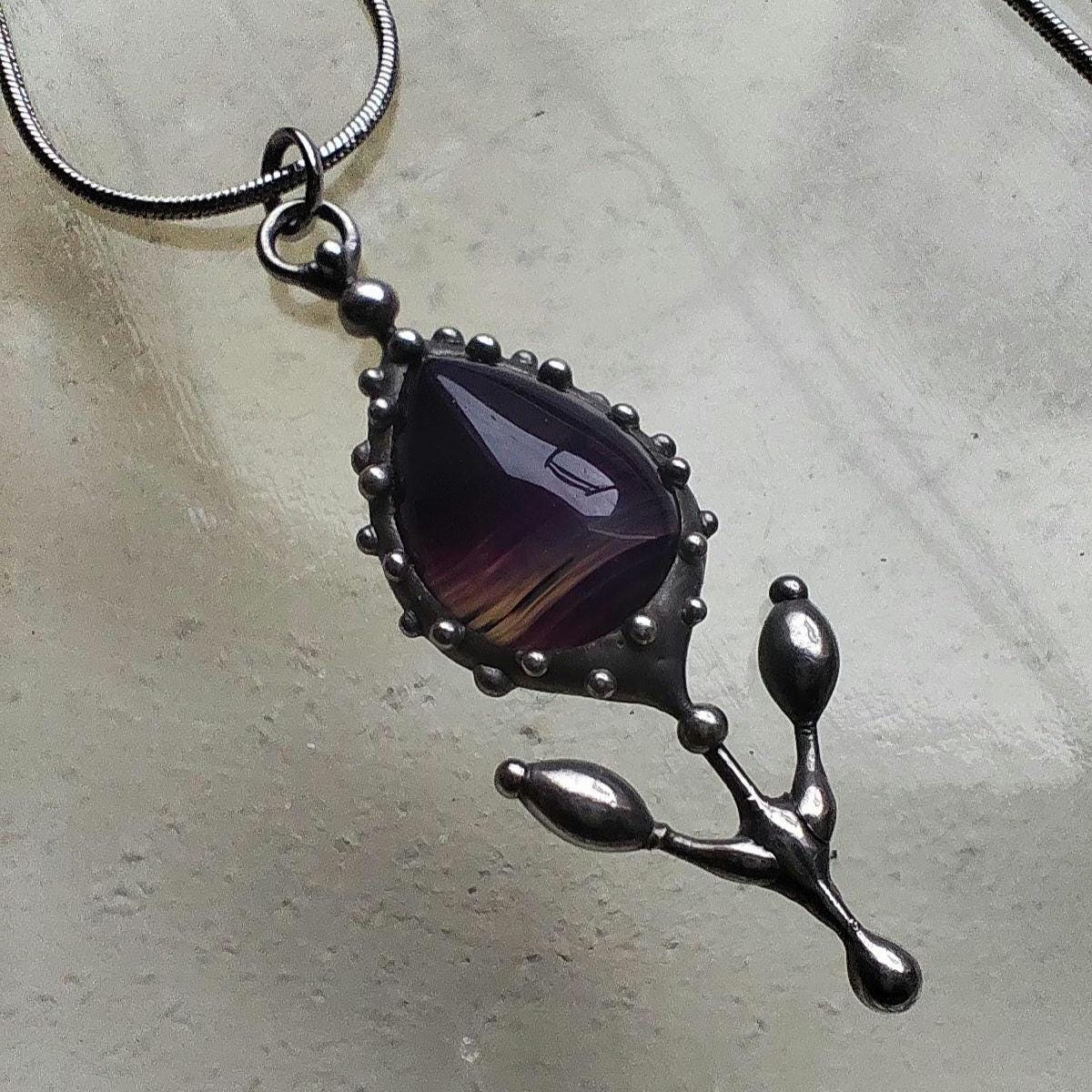 Silver Tone Flower Pendant Necklace