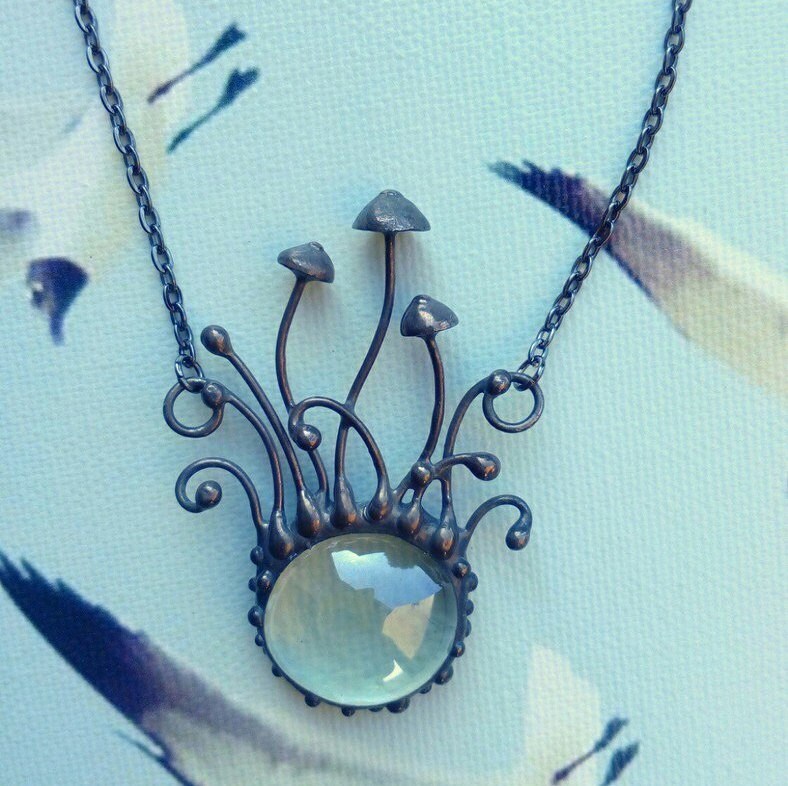 Green Glass Mushroom Necklace – Blackened Copper Forest Centerpiece – Psychedelic Botanical
