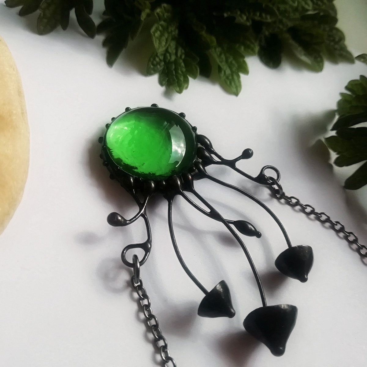 Green Glass Mushroom Fan-Shaped Necklace – Blackened Copper