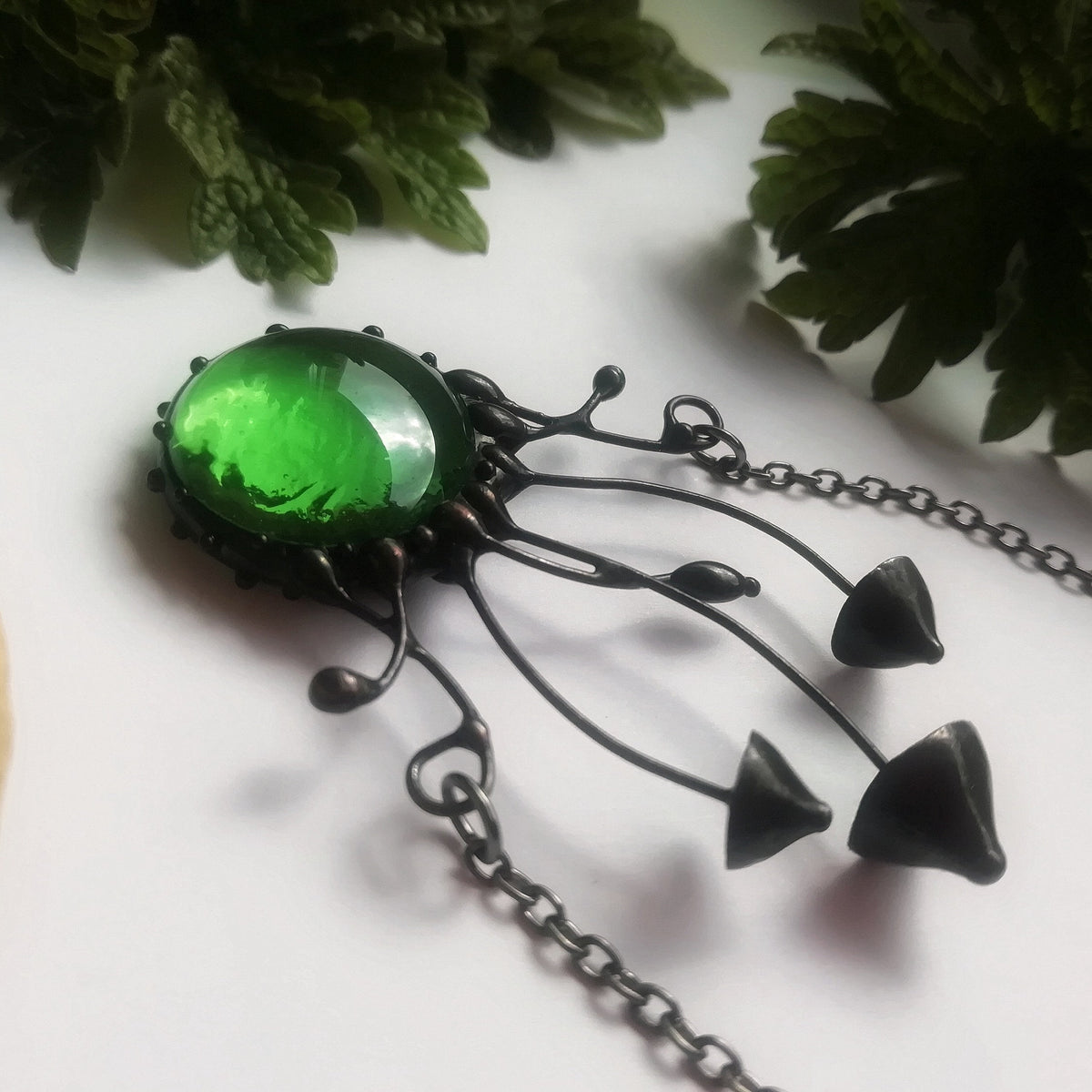 Green Glass Mushroom Fan-Shaped Necklace – Blackened Copper