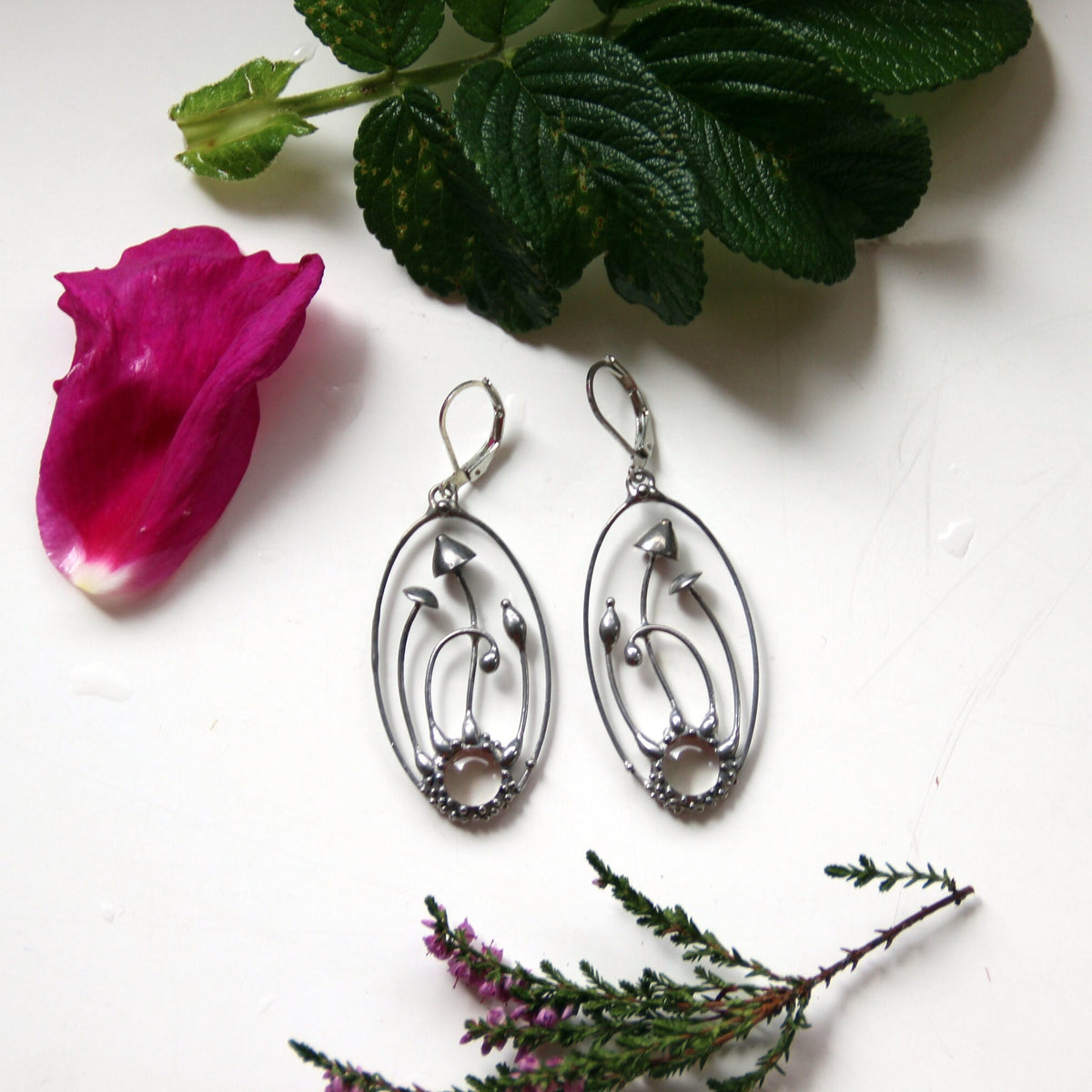Glass Mushroom Oval Earrings – Silver Tone