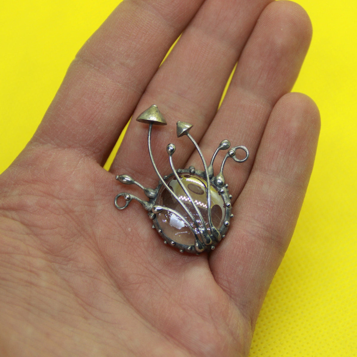 Clear Glass Mushroom Cluster Necklace – Silver Tone