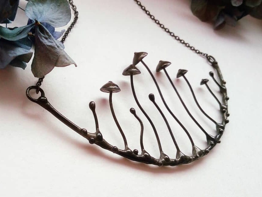 Large Mushroom Arc Necklace – Blackened Copper & Pewter Forest Collar – Sculptural Botanical