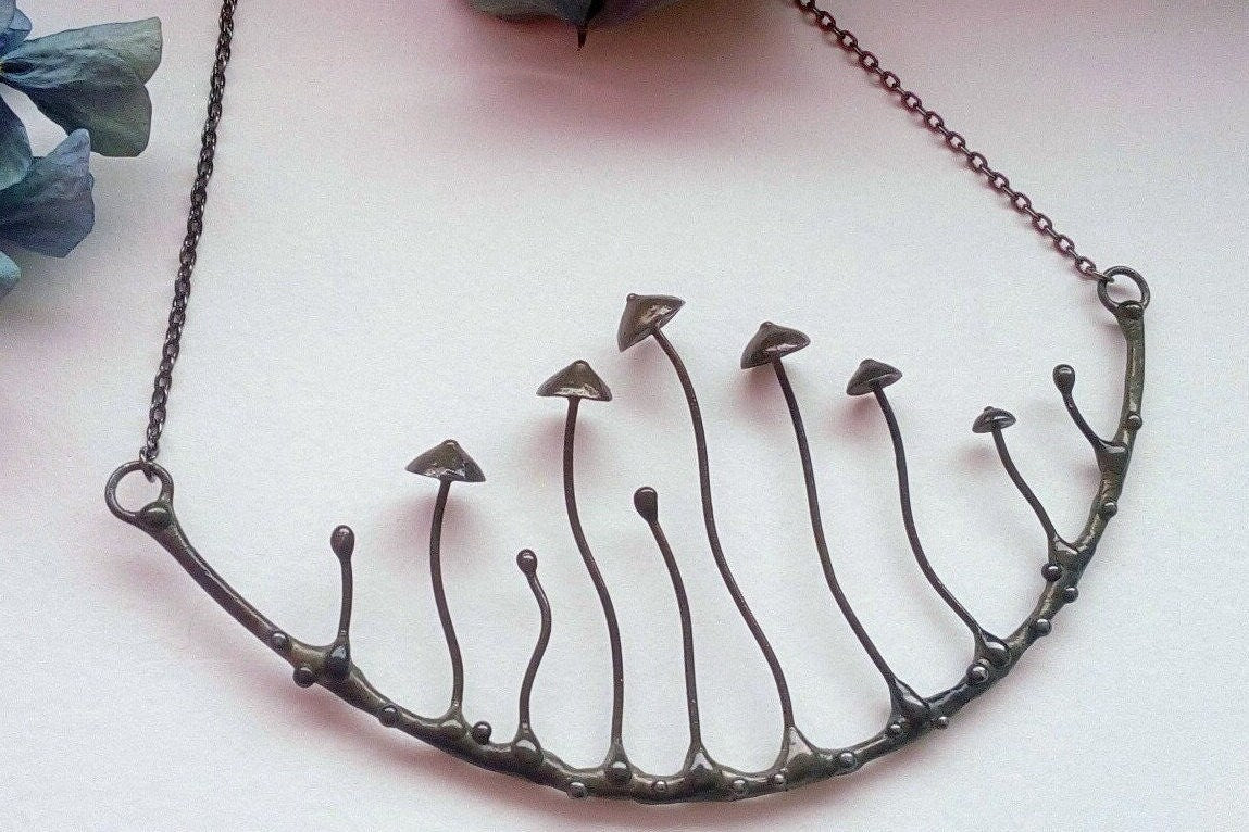 Large Mushroom Arc Necklace – Blackened Copper & Pewter Forest Collar – Sculptural Botanical