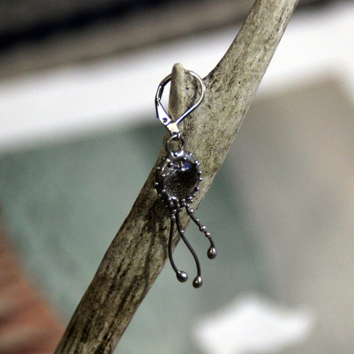 Clear Glass Jellyfish Single Earring – Blackened Copper