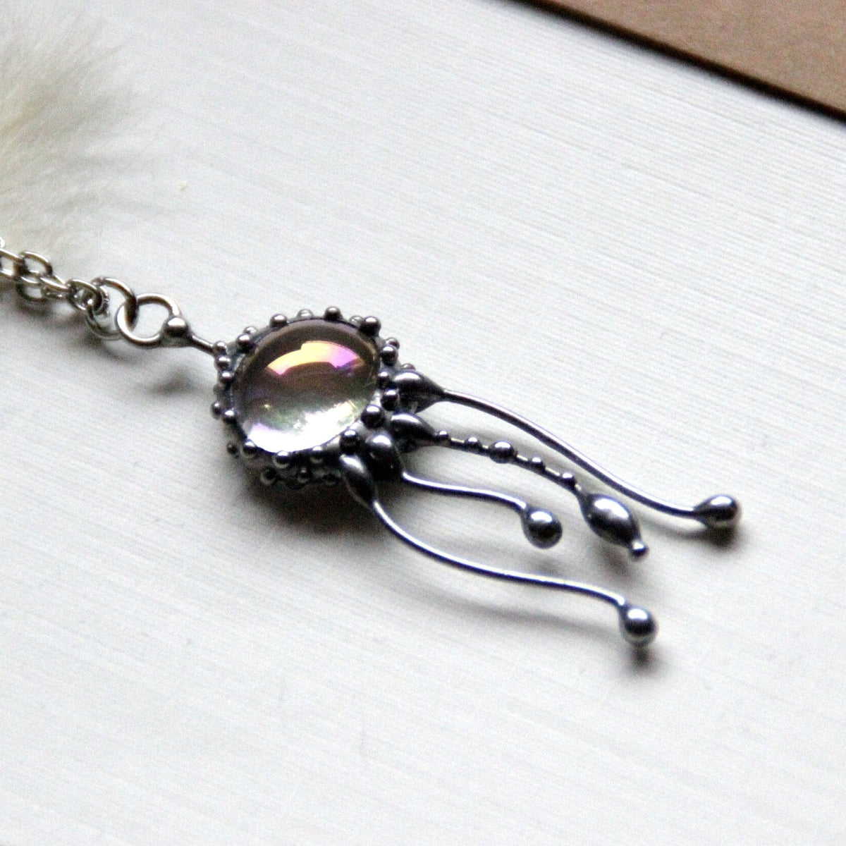 Clear Glass Jellyfish Necklace – Silver Tone