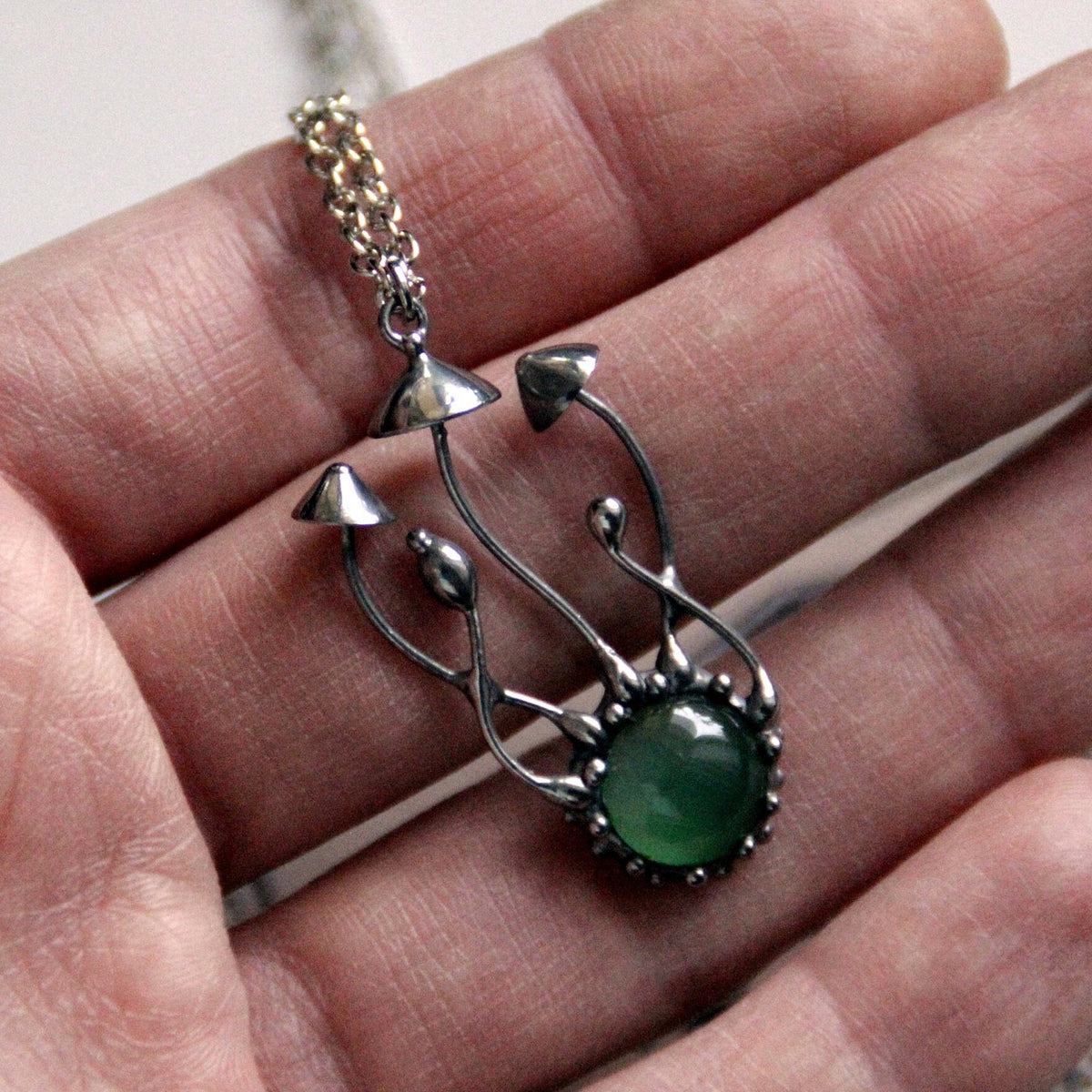Green Stained Glass Mushroom Cluster Necklace – Silver Tone