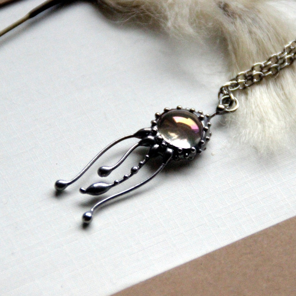 Clear Glass Jellyfish Necklace – Silver Tone