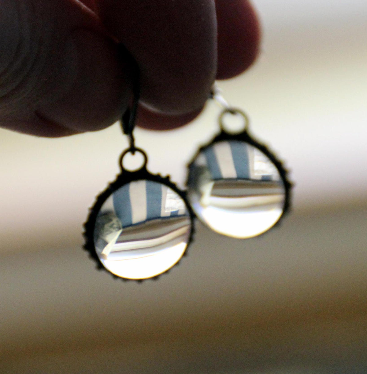 Clear Stained Glass Round Earrings – Blackened Copper