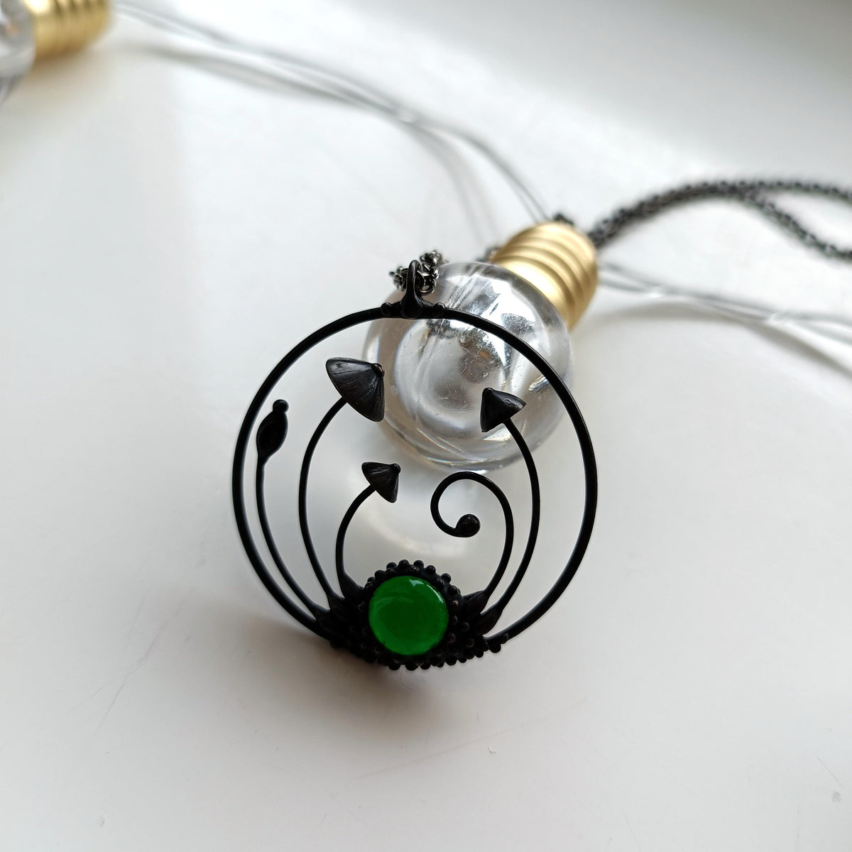 Green Glass Mushroom Circle Necklace – Blackened Copper