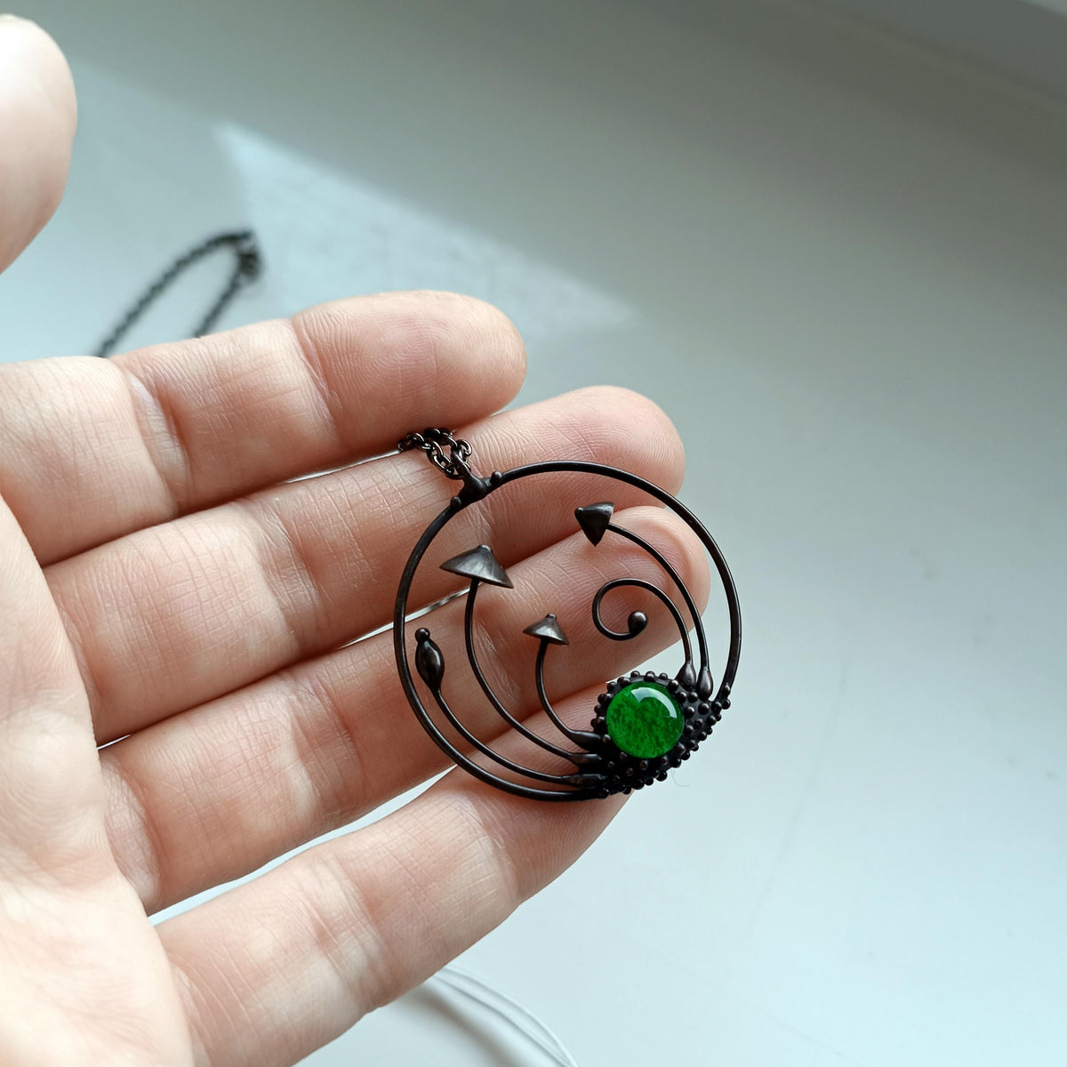Green Glass Mushroom Circle Necklace – Blackened Copper
