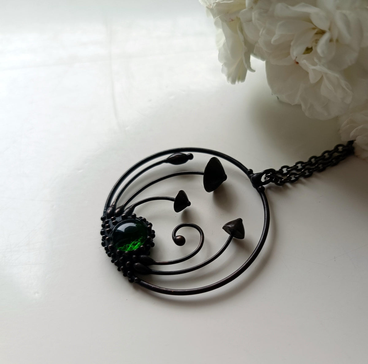 Green Glass Mushroom Circle Necklace – Blackened Copper