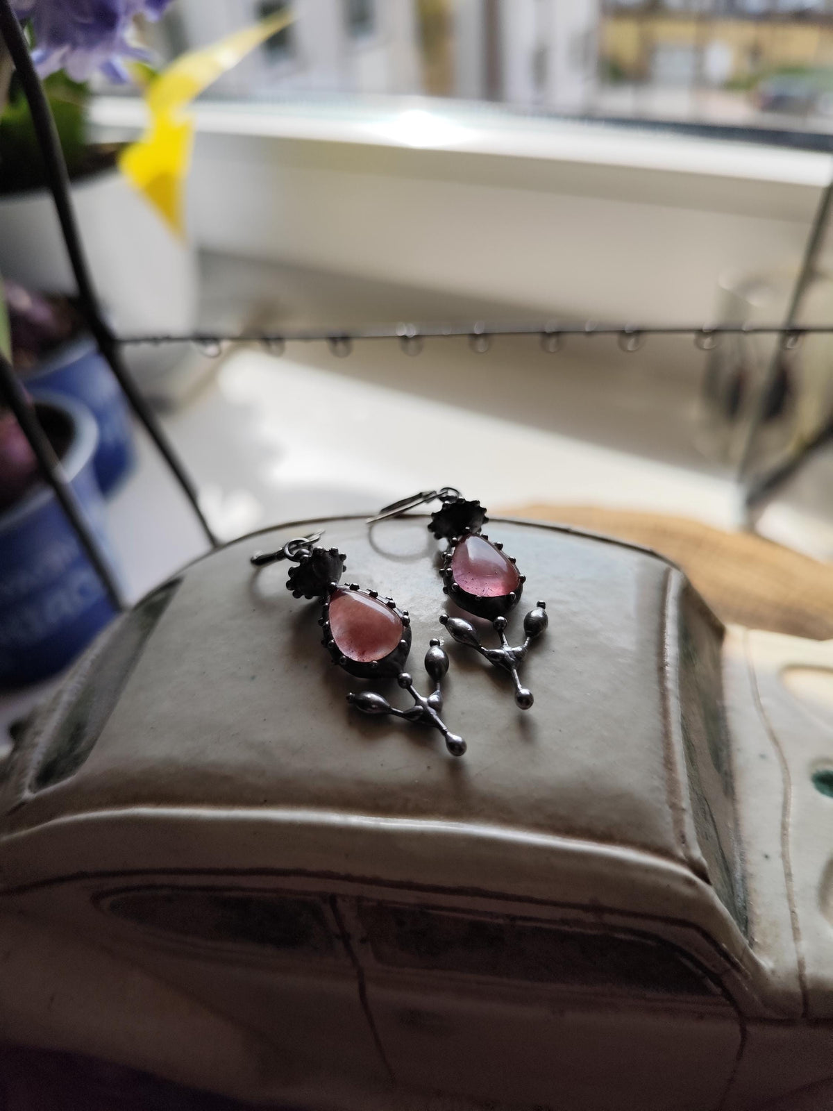 Watermelon Agate Flower Earrings – Silver Tone