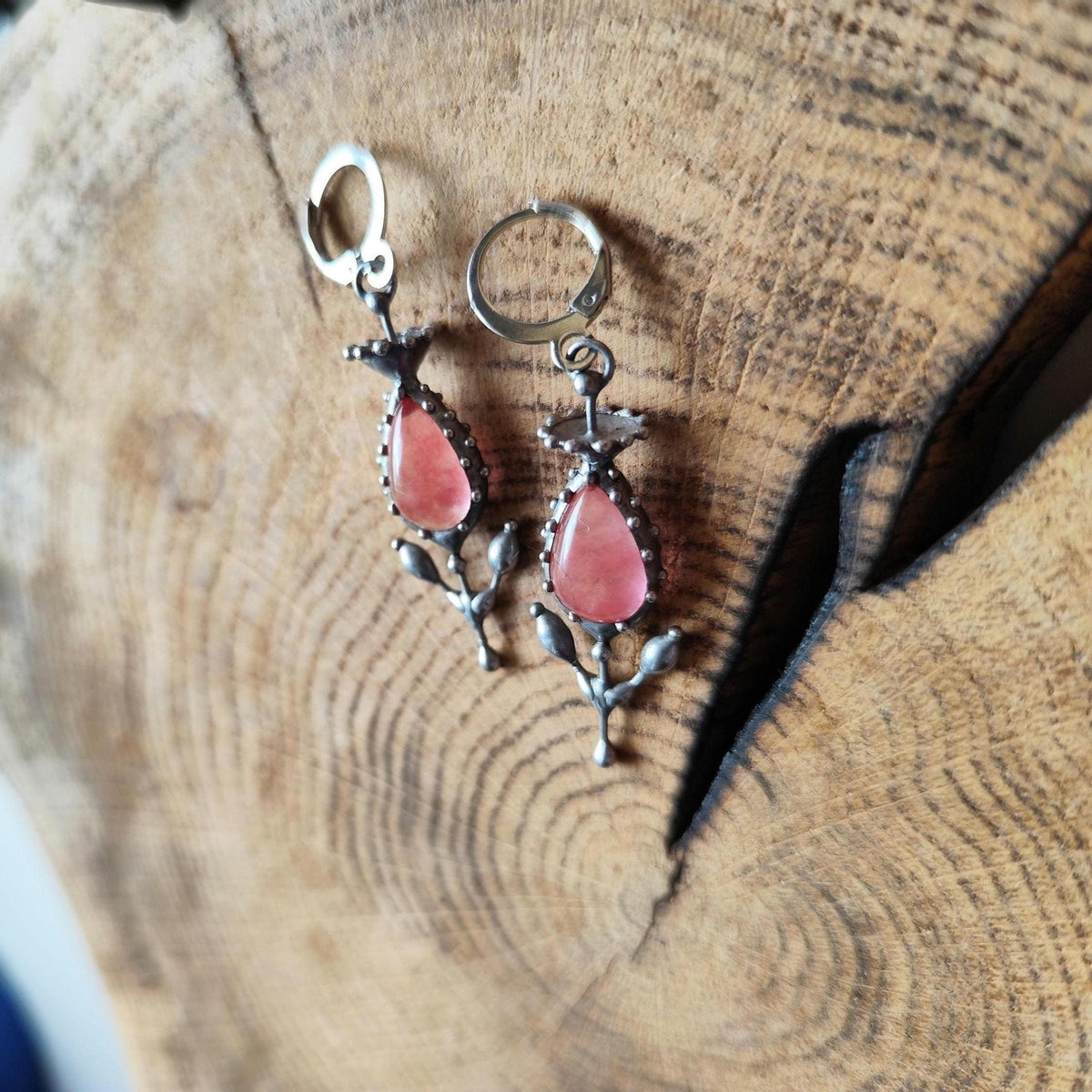 Watermelon Agate Flower Earrings – Silver Tone