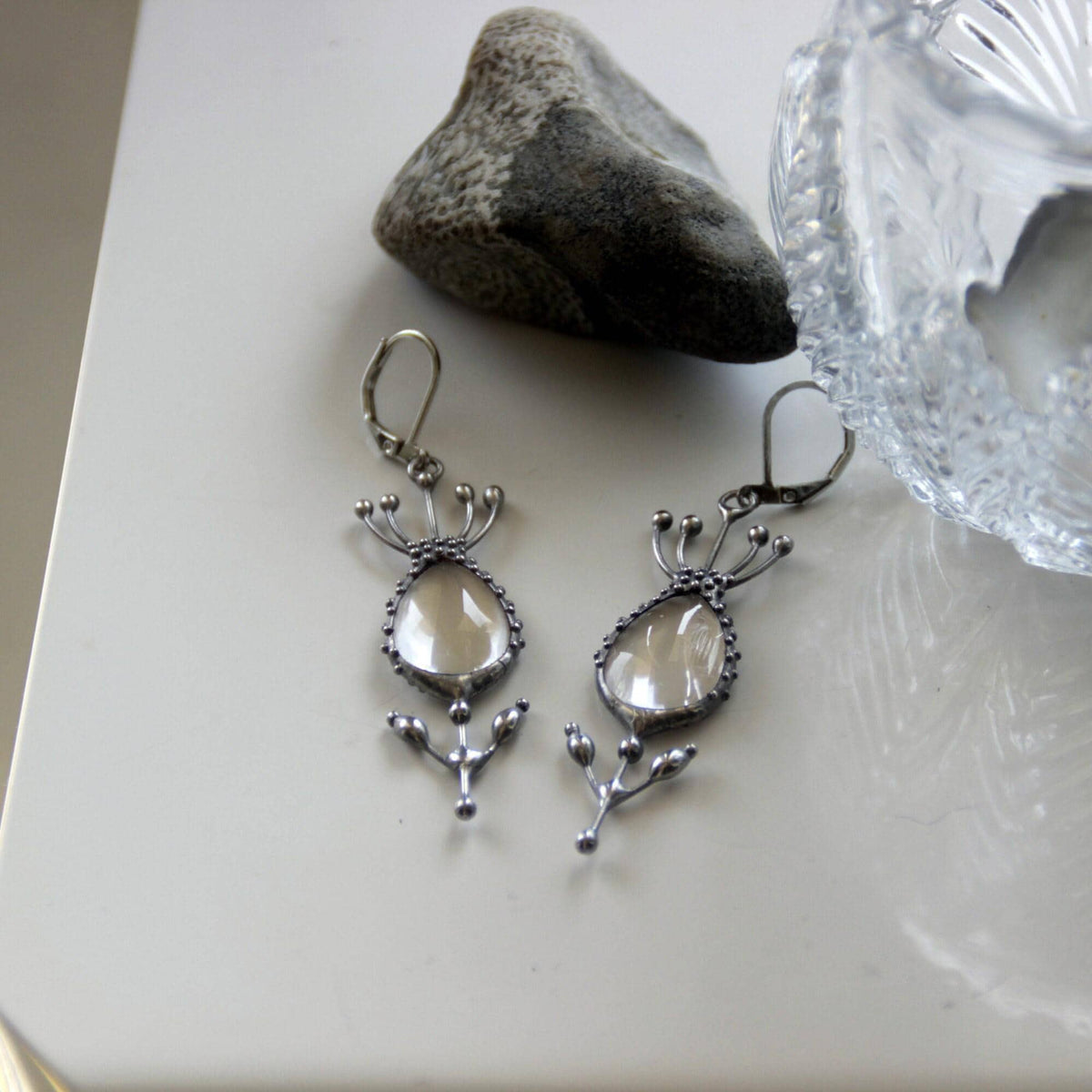 Clear Glass Flower Earrings – Silver Tone
