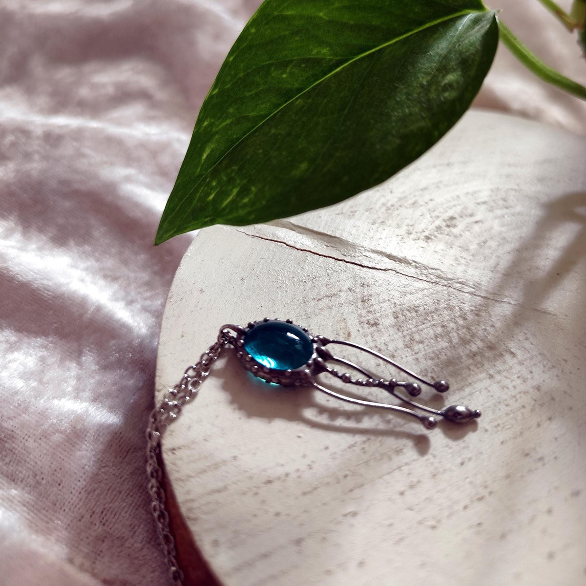 Blue Stained Glass Jellyfish Necklace – Silver Tone