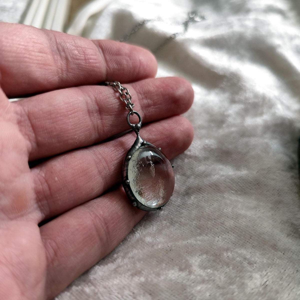 Clear Glass Circle Pendant Necklace – Silver Tone