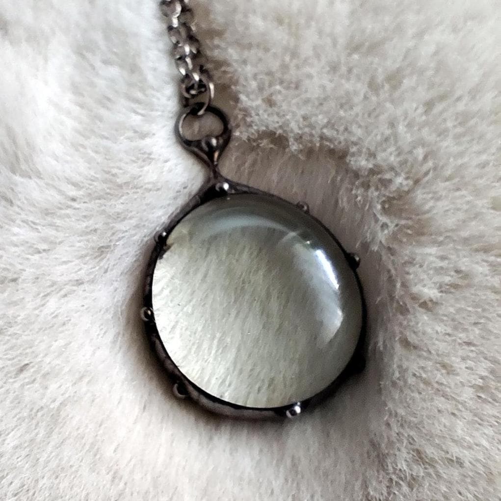 Clear Glass Circle Pendant Necklace – Silver Tone
