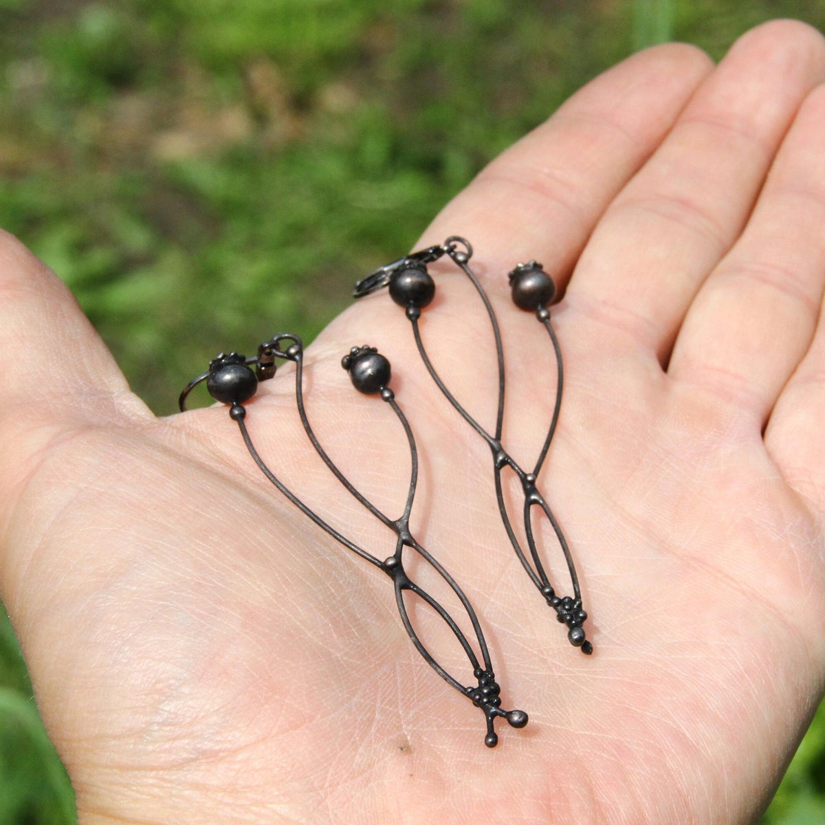 Black Poppy Seed Pod Earrings – Copper & Pewter