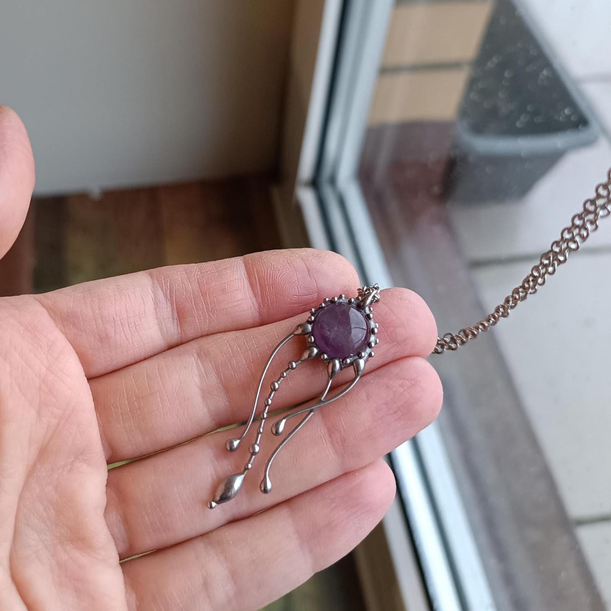 Amethyst Jellyfish Pendant Necklace – Silver Tone