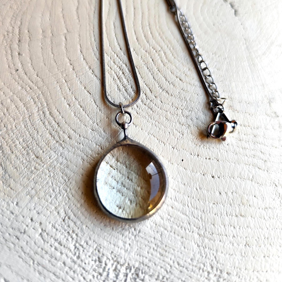 Clear Glass Round Pendant Necklace – Silver Tone