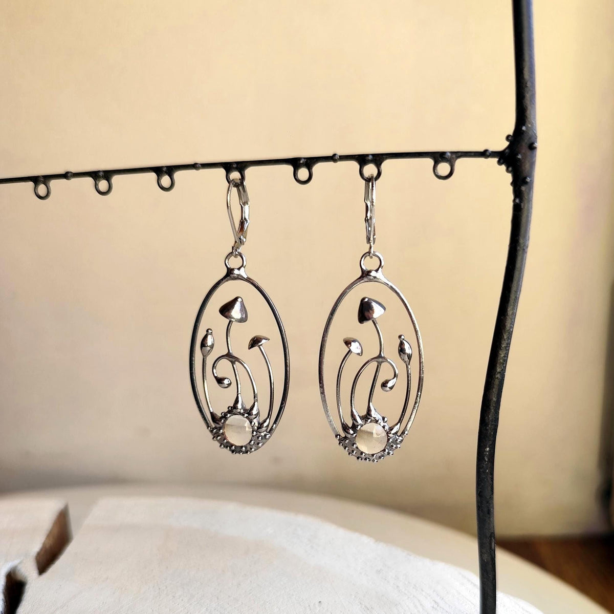 Glass Mushroom Oval Earrings – Silver Tone