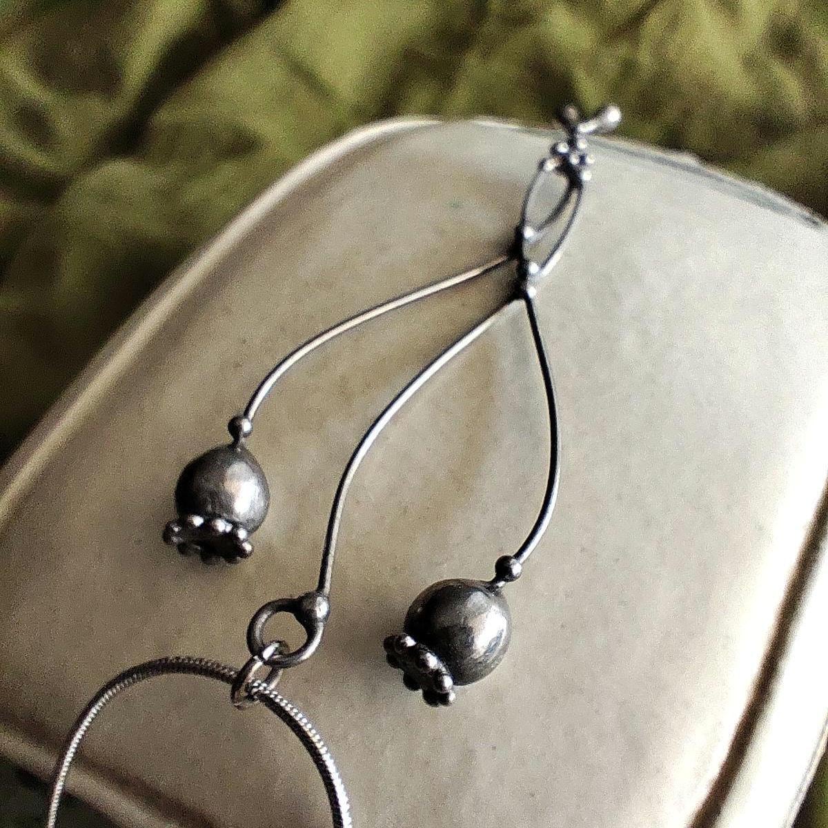 Silver Tone Poppy Seed Pod Necklace