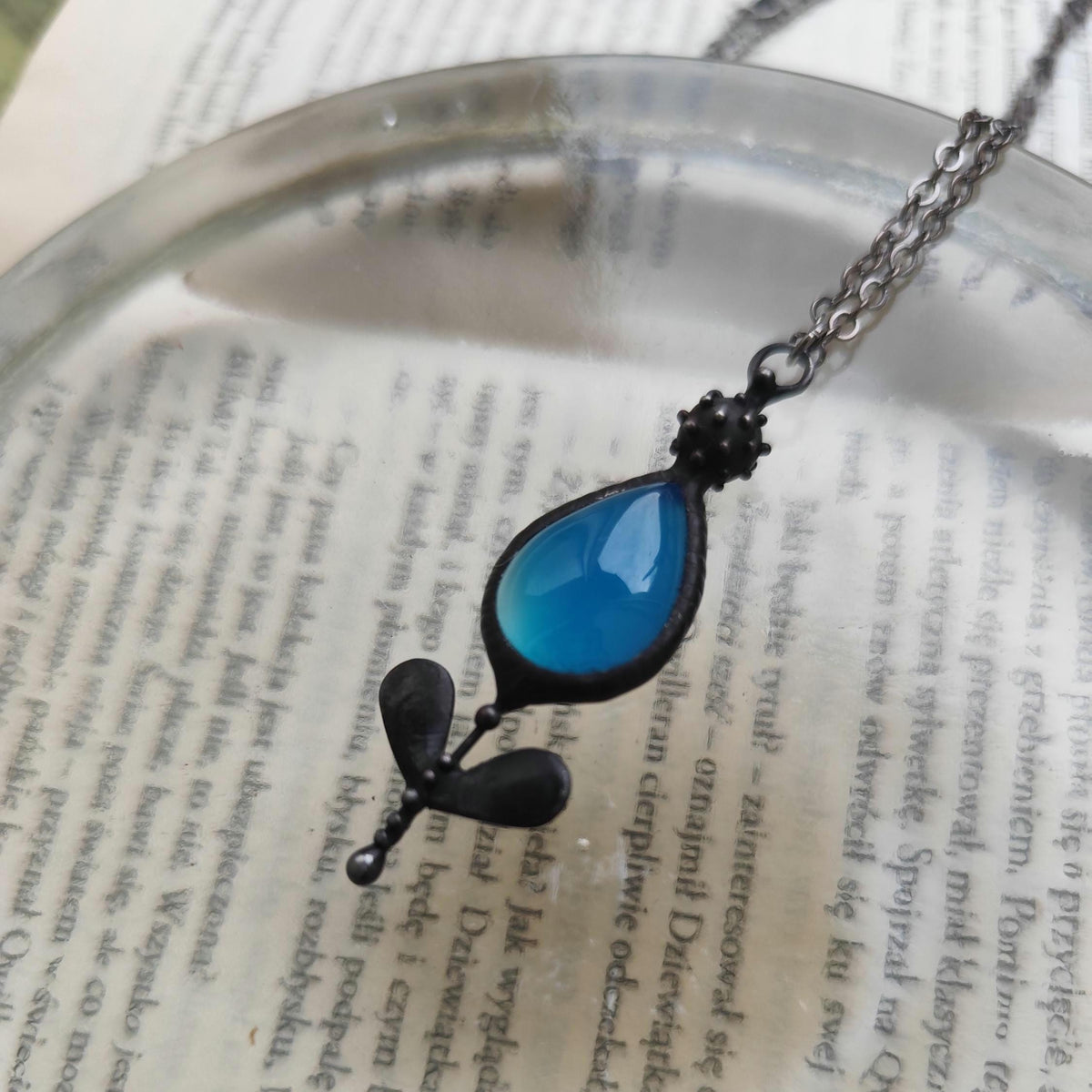 Black Agate Flower Pendant Necklace – Copper & Pewter
