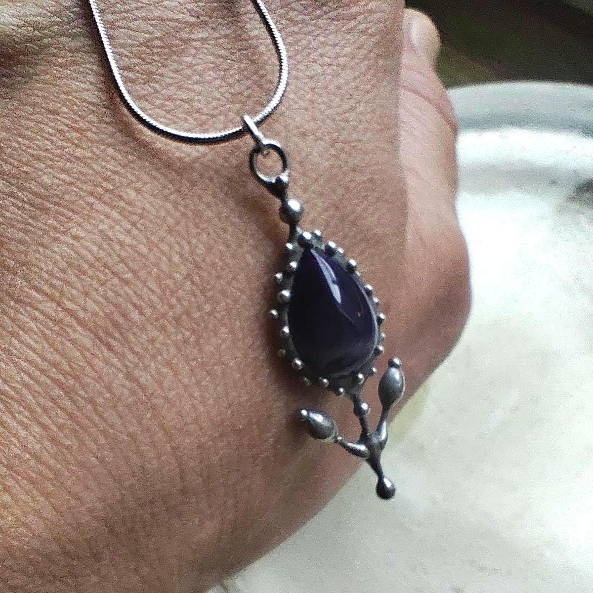 Silver Tone Flower Pendant Necklace