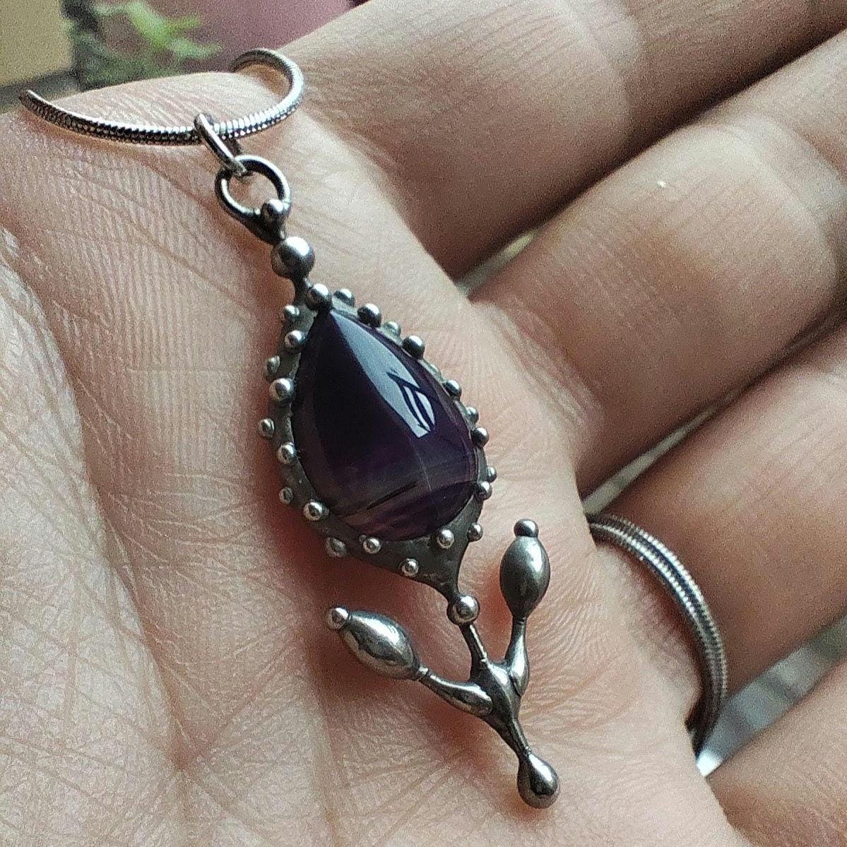 Silver Tone Flower Pendant Necklace
