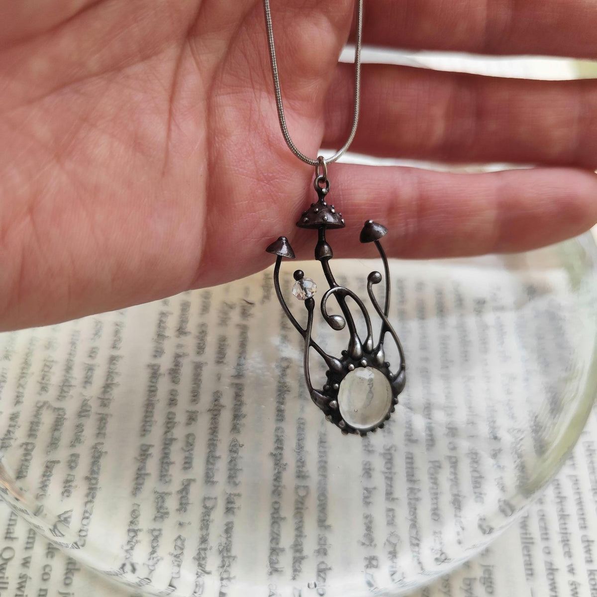 Clear Glass Amanita Mushroom Necklace – Silver Tone