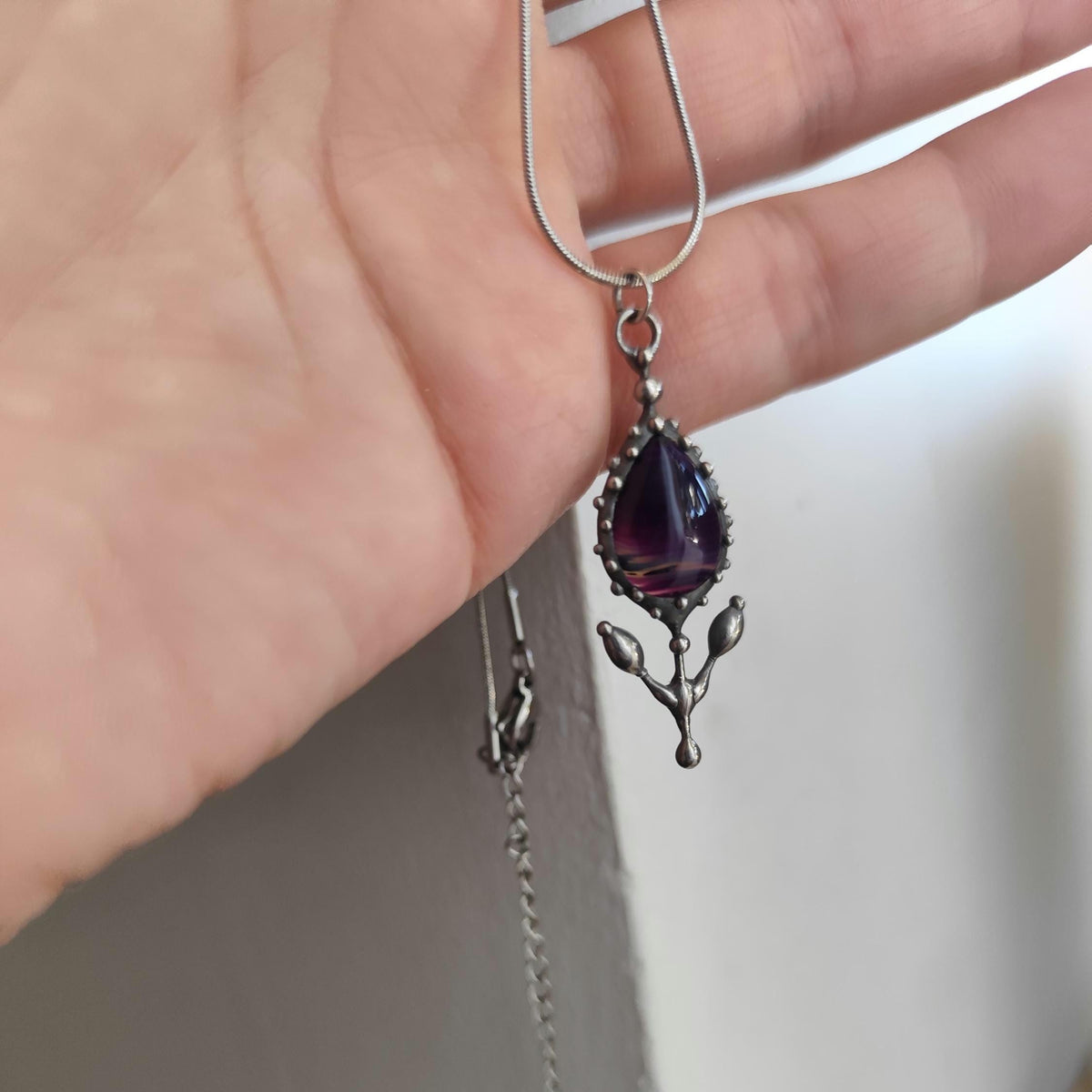 Silver Tone Flower Pendant Necklace